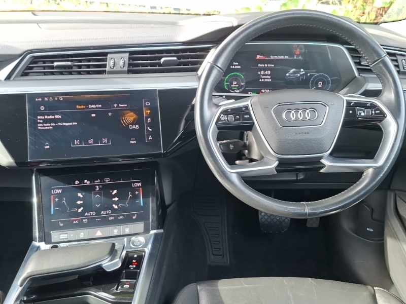 Audi E-tron 230Kw 50 Quattro 71Kwh Sport Blue #8