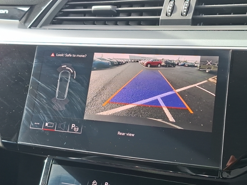 Audi E-tron 230Kw 50 Quattro 71Kwh Sport Blue #9