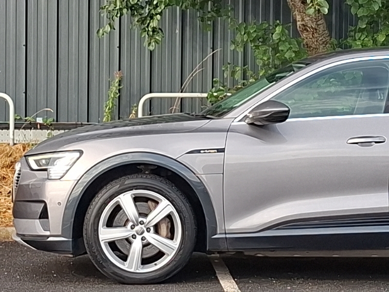 Audi E-tron 230Kw 50 Quattro 71Kwh Sport Blue #19