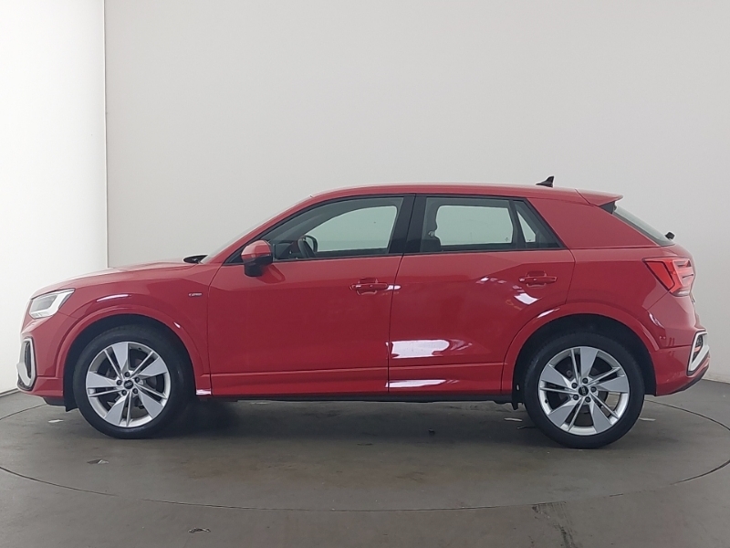 Audi Q2 35 Tfsi S Line S Tronic CP23BDY Red #4