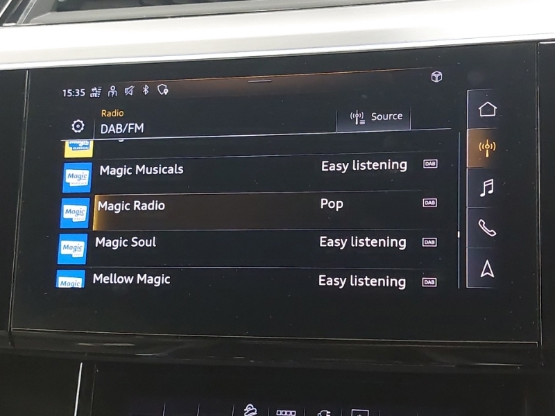 Audi E-tron Audi E-tron Estate 300Kw 55 Quattro 95Kwh Black Ed Beige #11