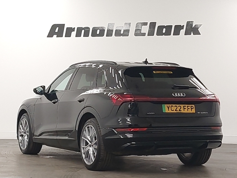 Audi E-tron 230Kw 50 Quattro 71Kwh Black Edition Black #2