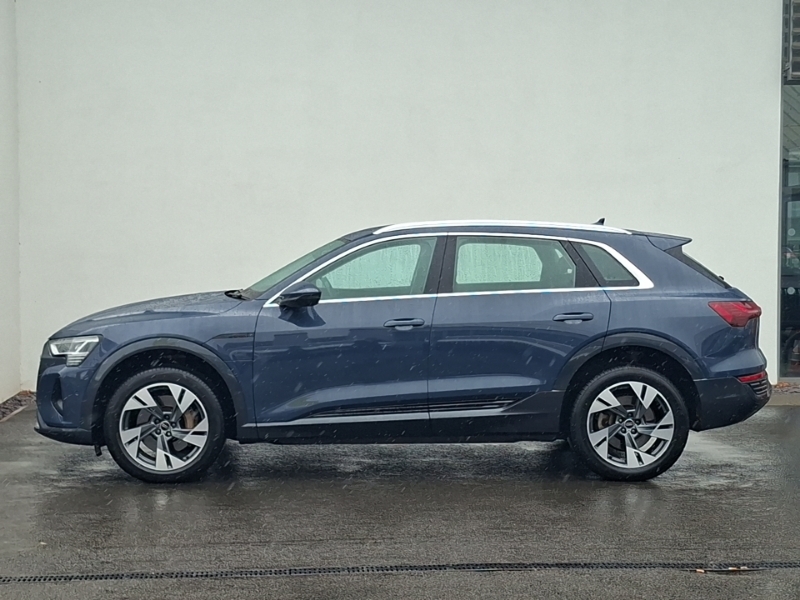 Audi Q8 e tron 250Kw 50 Quattro 95Kwh Sport Blue #4