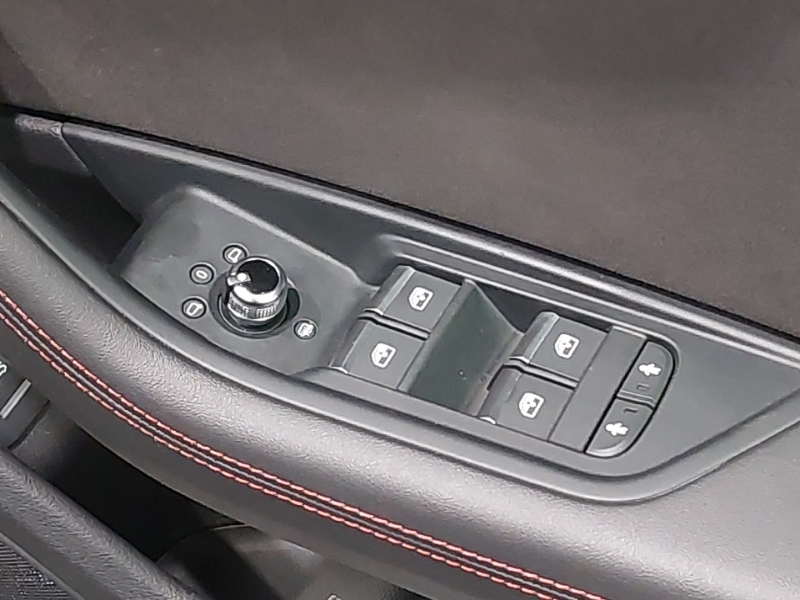 Audi A4 2.0 Tdi Ultra 190 Sport S Tronic Saloon #17