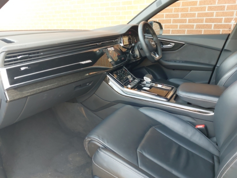 Audi Q8 55 Tfsi Quattro Black Edition Tiptronic Cs Grey #5