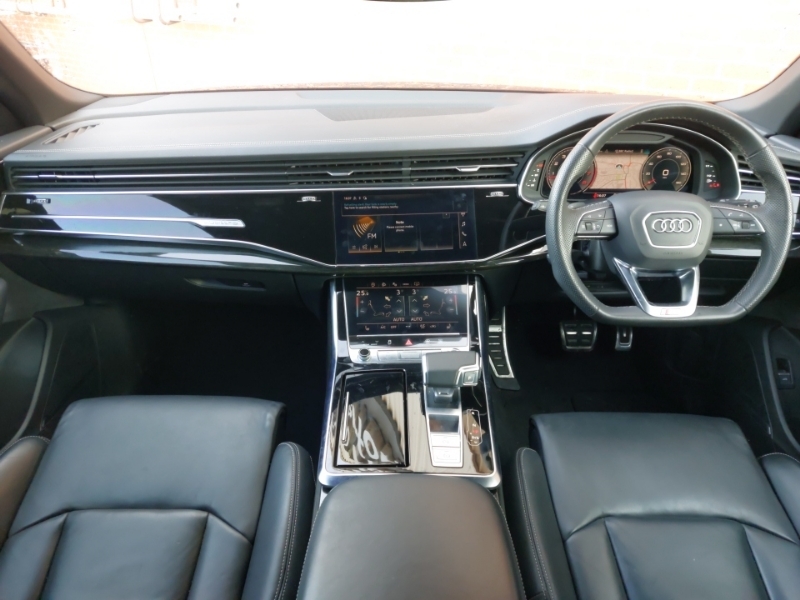Audi Q8 55 Tfsi Quattro Black Edition Tiptronic Cs Grey #3