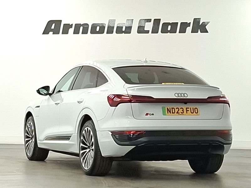 Audi Q8 e tron 300Kw 55 Quattro 114Kwh S Line White #2
