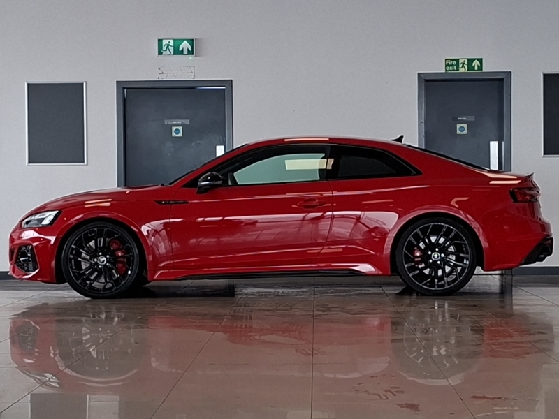 Audi RS5 Rs 5 Tfsi Quattro Carbon Black Tiptronic Red #4