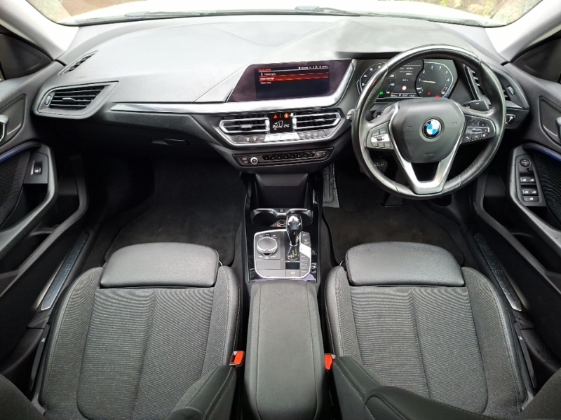 BMW 2 Series 218I Sport Dct White #3