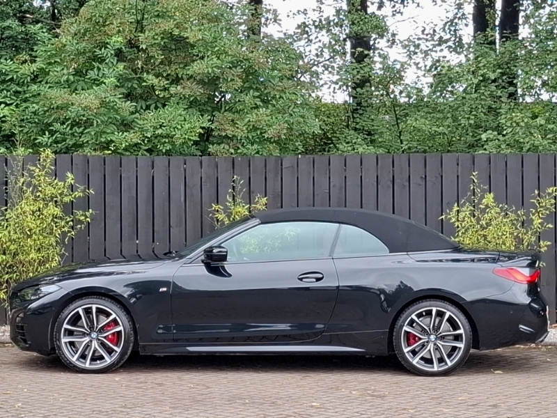 BMW 4 Series M440i Xdrive Mht Step Black #3