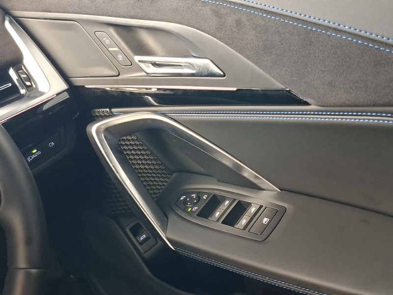 BMW iX2 Bmw Ix2 Hatchback 150Kw Edrive20 M Sport Grey #17