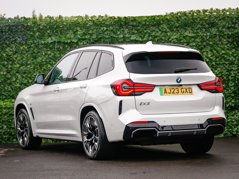 BMW iX3 210Kw M Sport Pro 80Kwh White #2