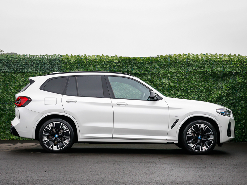 BMW iX3 210Kw M Sport Pro 80Kwh White #3