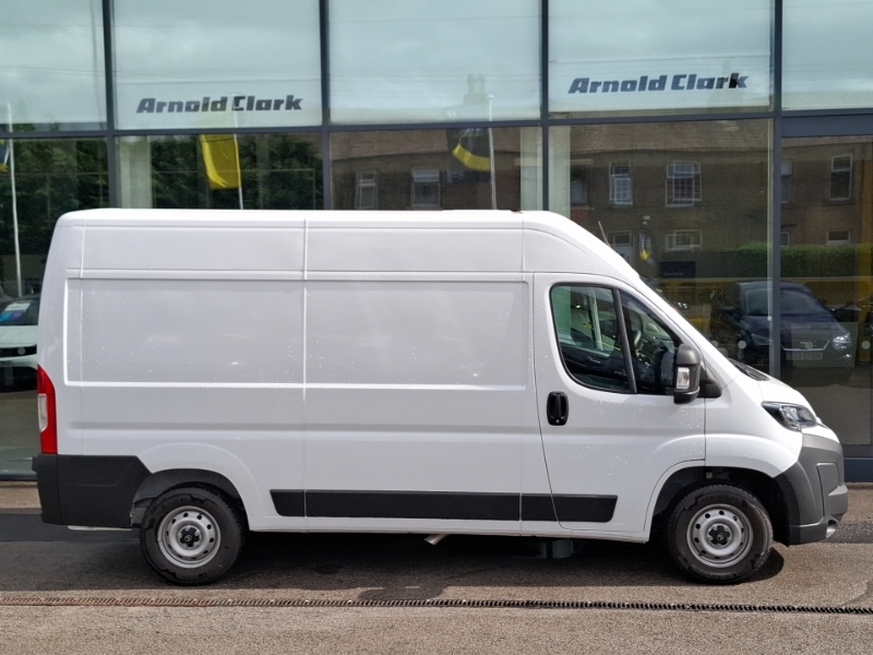 Citroen Relay 2.2 Bluehdi 140 H2 Van Enterprise White #4