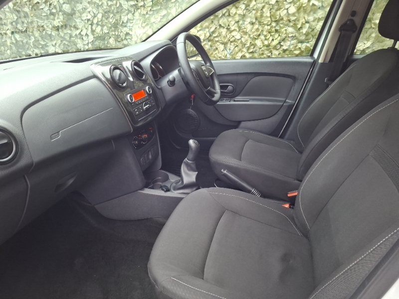 Dacia Sandero 1.0 Sce Essential White #5