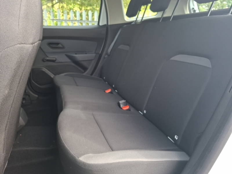 Dacia Duster 1.0 Tce 100 Bi-fuel Essential White #6