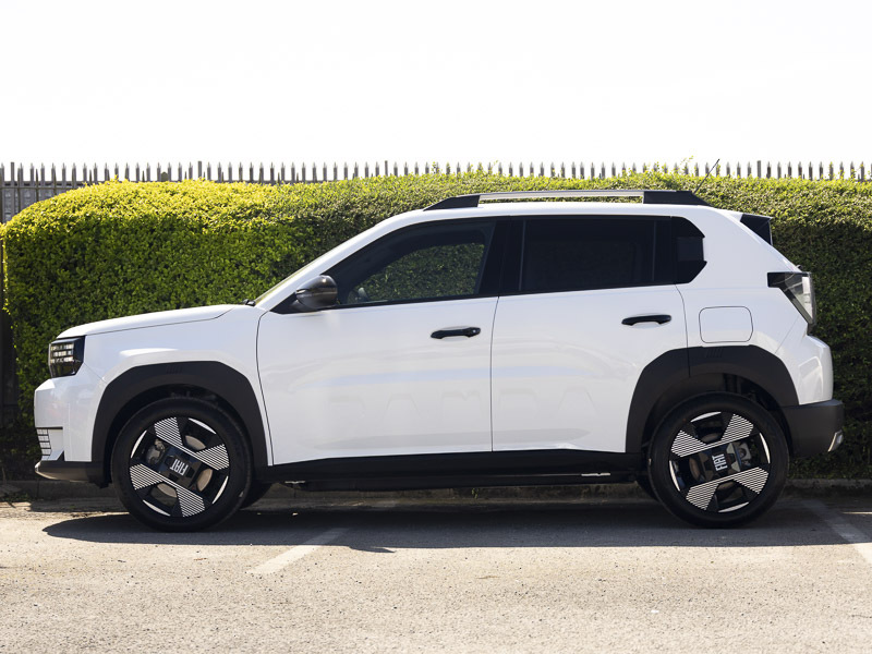 Fiat Panda 83Kw La Prima 44Kwh White #4