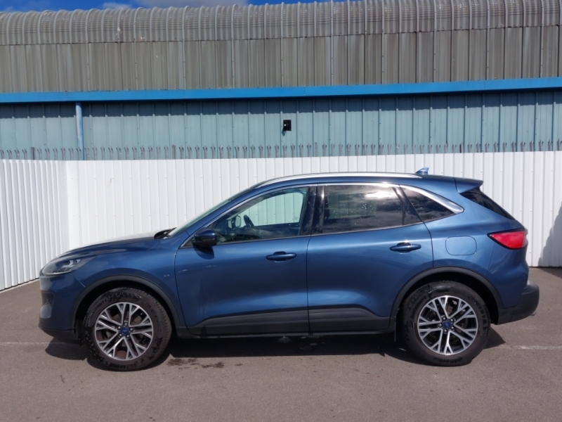 Ford Kuga 1.5 Ecoboost 150 Titanium Edition SH73XFO Blue #4