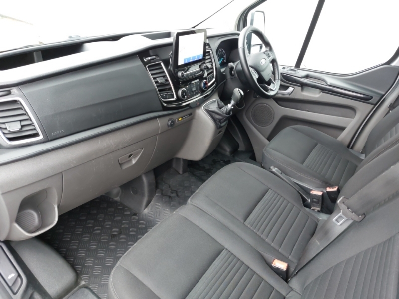 Ford Transit Custom 2.0 Ecoblue Hybrid 130Ps Low Roof Limited Van Silver #5