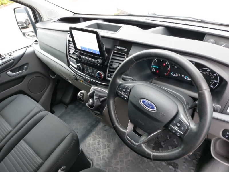 Ford Transit Custom 2.0 Ecoblue Hybrid 130Ps Low Roof Limited Van Silver #3