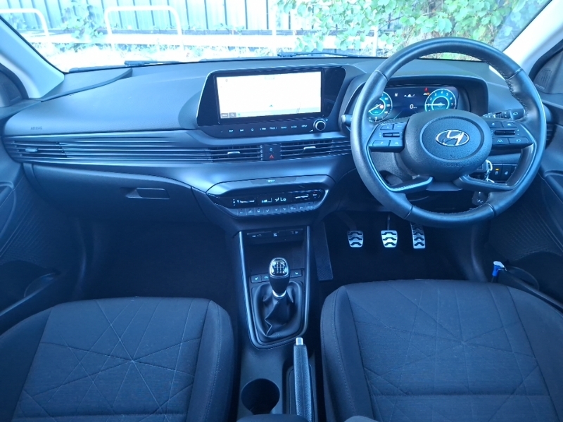 Hyundai Bayon 1.0 Tgdi 48V Mhev Premium White #3