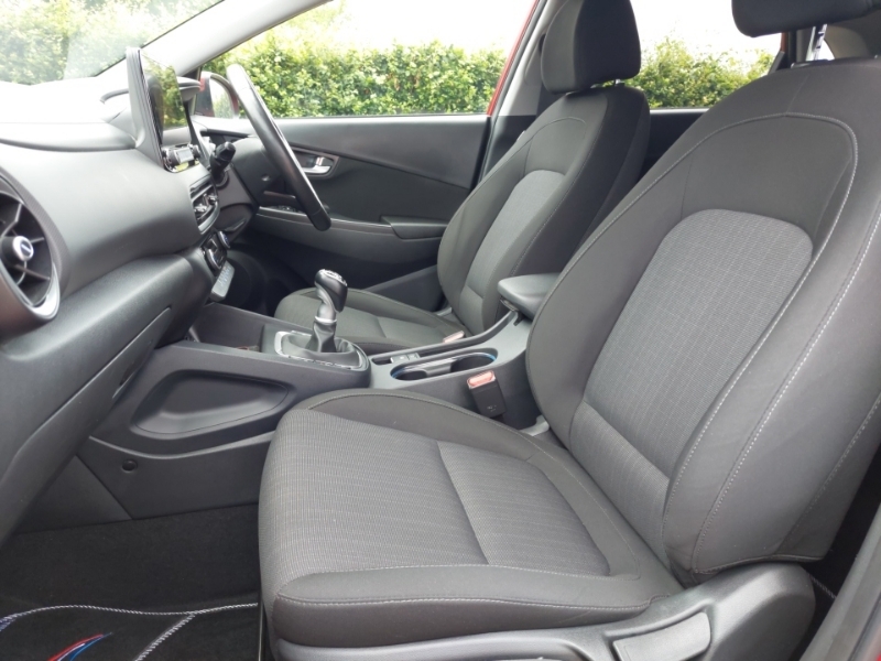 Hyundai Kona 1.0 Tgdi 48V Mhev Premium URZ6792 Red #5