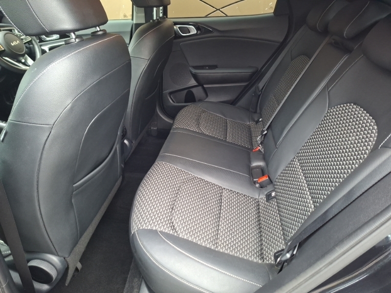 Kia Xceed 1.5T Gdi Isg 3 Black #6