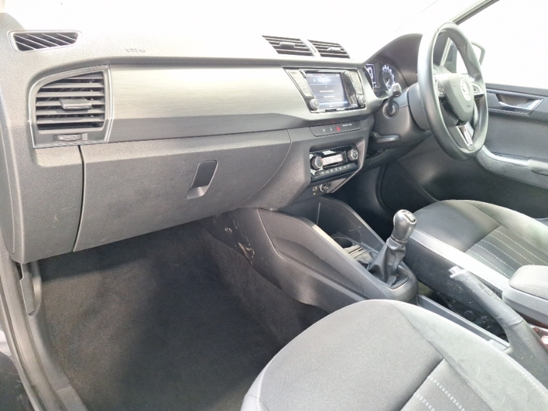 Skoda Fabia 1.0 Mpi 75 Se L Black #5