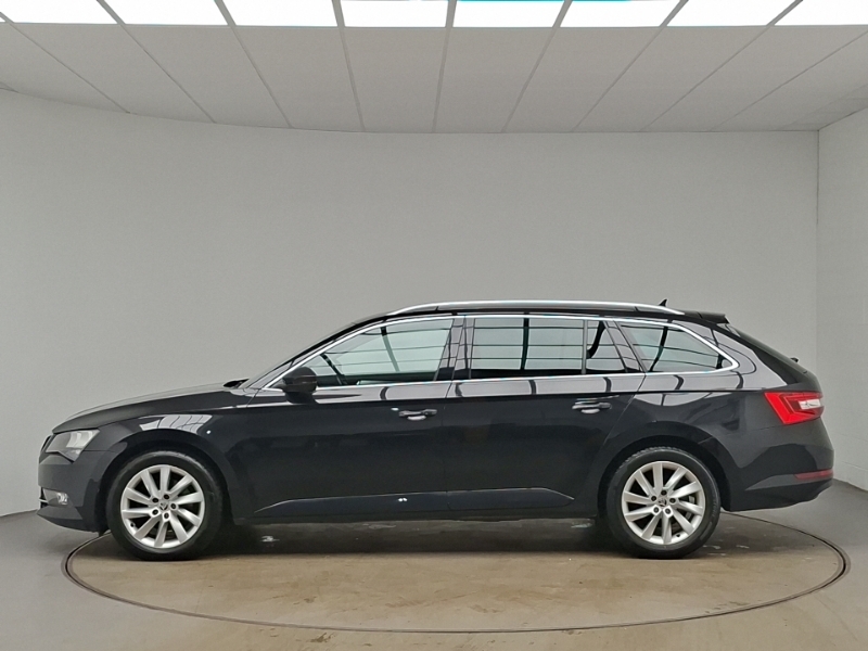 Skoda Superb 2.0 Tdi Cr Se Technology Dsg 7 Speed Black #4