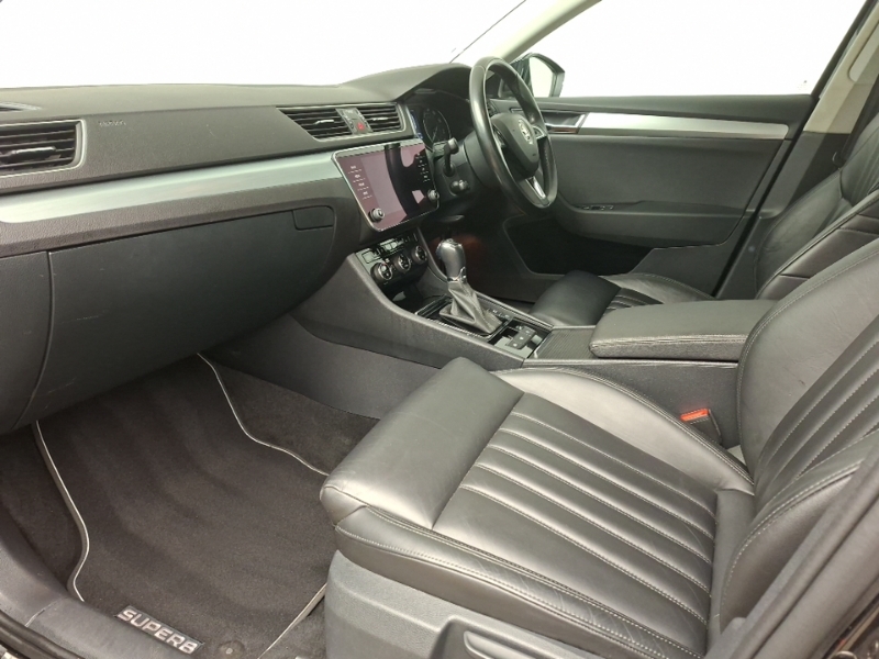 Skoda Superb 2.0 Tdi Cr Se Technology Dsg 7 Speed Black #5