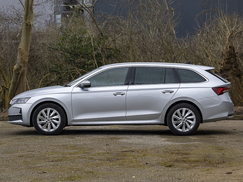 Skoda Octavia 1.5 Tsi 150 E-tec Se L Dsg Silver #4