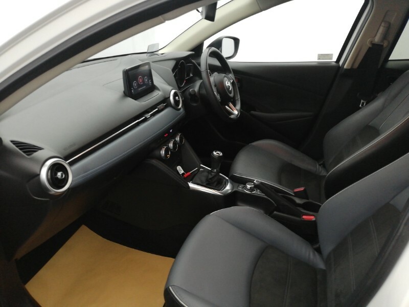 Mazda 2 1.5 Skyactiv G Gt Sport Nav White #5