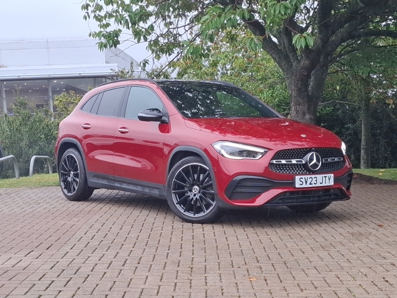 Mercedes-Benz GLA Class Gla 200 Amg Line Premium Plus Night Ed Red