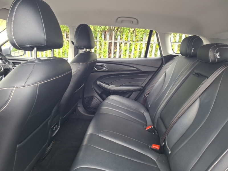 MG MG5 52.5Kwh Exclusive Estate Black #6