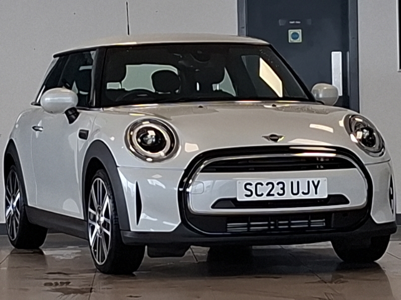 Mini Hatch 1.5 Cooper Exclusive Premium White