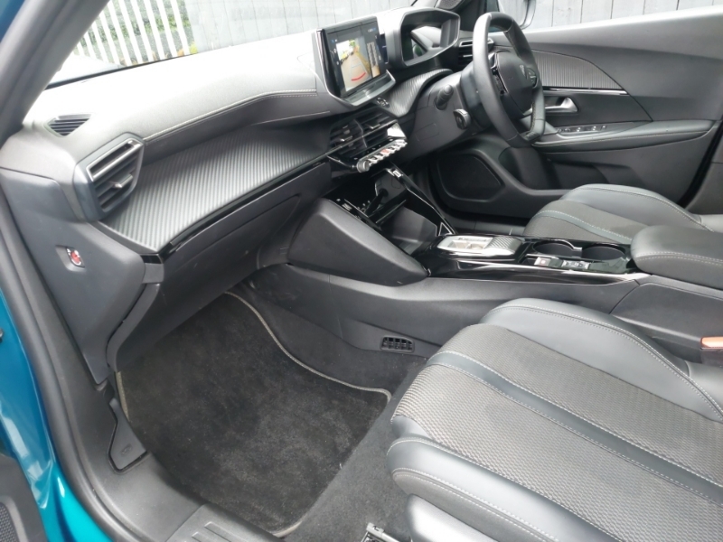 Peugeot e-2008 115Kw Gt 54Kwh Blue #5