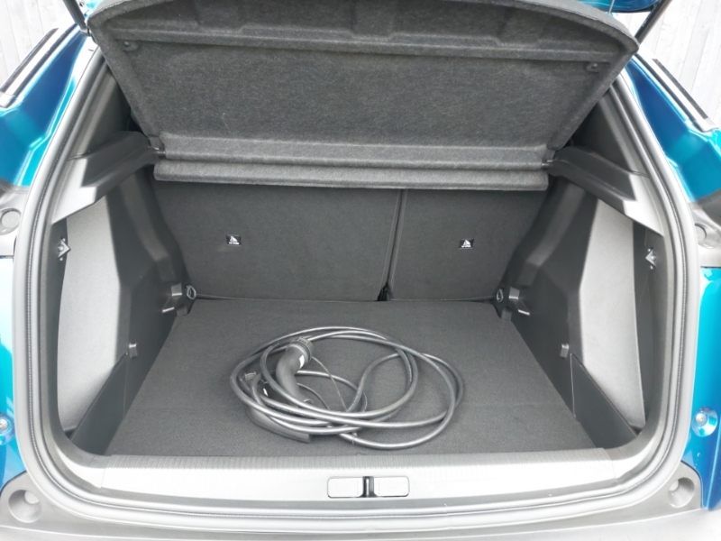 Peugeot e-2008 115Kw Gt Premium 54Kwh Grey #18