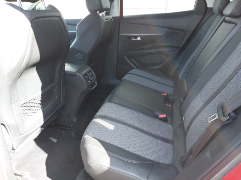 Peugeot 3008 1.6 Bluehdi 120 Allure PK17UAP Red #6