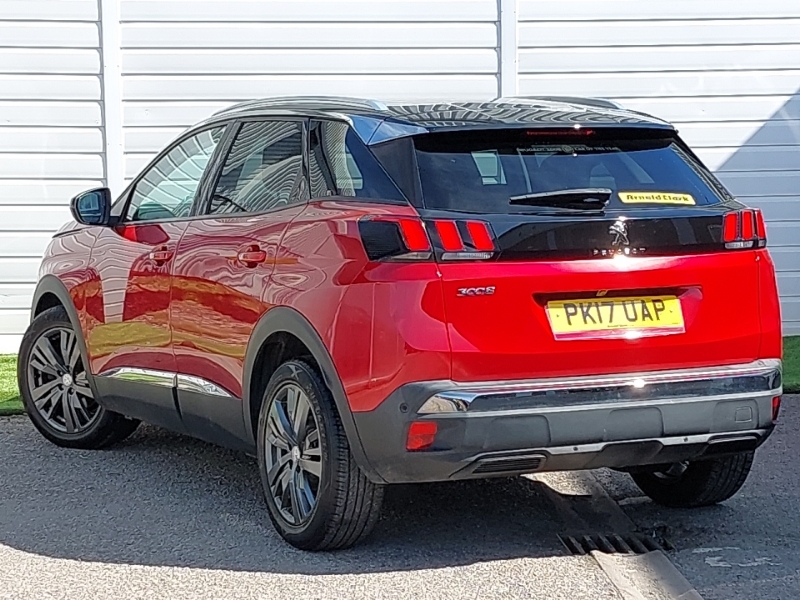 Peugeot 3008 1.6 Bluehdi 120 Allure PK17UAP Red #2