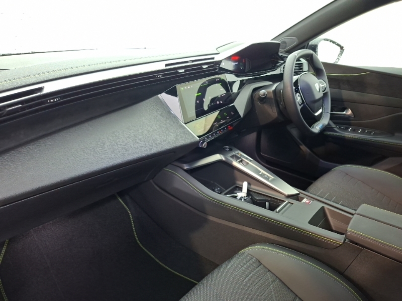 Peugeot 308 1.2 Hybrid 145 Gt E-dsc6 Red #5