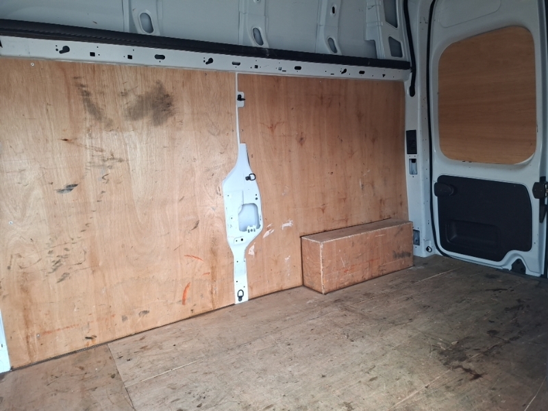 Renault Trafic Lh30 Blue Dci 150 High Roof Start Van White #6