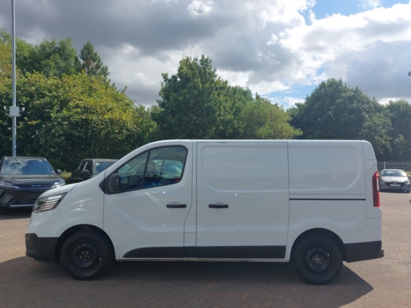 Renault Trafic Sl30 Blue Dci 130 Advance Safety Van White #4