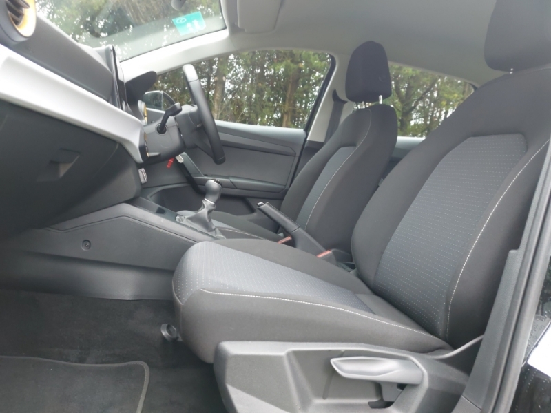 Seat Ibiza 1.0 Tsi 95 Se Technology Black #5