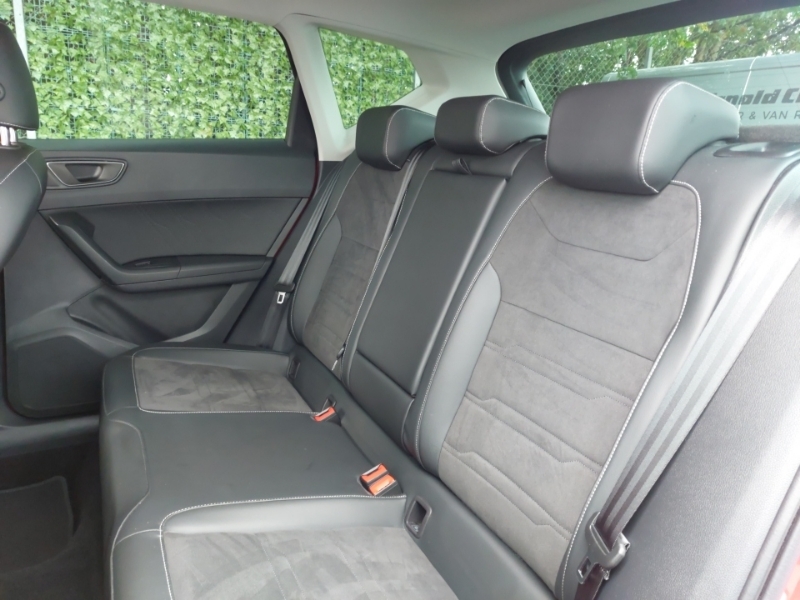 Seat Ateca 1.5 Tsi Evo Xperience Dsg Red #6