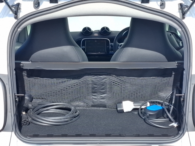 Smart Fortwo Coupe 60Kw Eq Premium 17Kwh 22Kwch Black #8