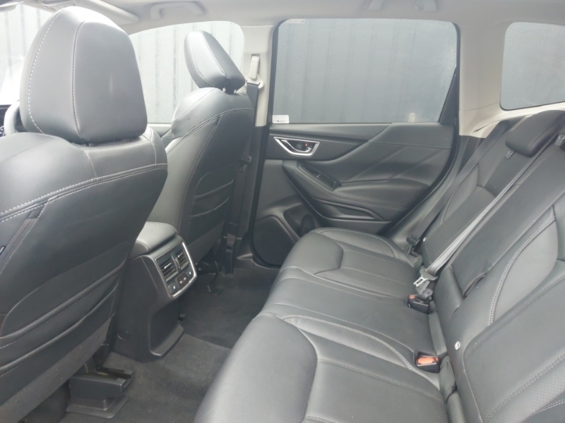 Subaru Forester 2.0I E-boxer Xe Premium Lineartronic Black #6