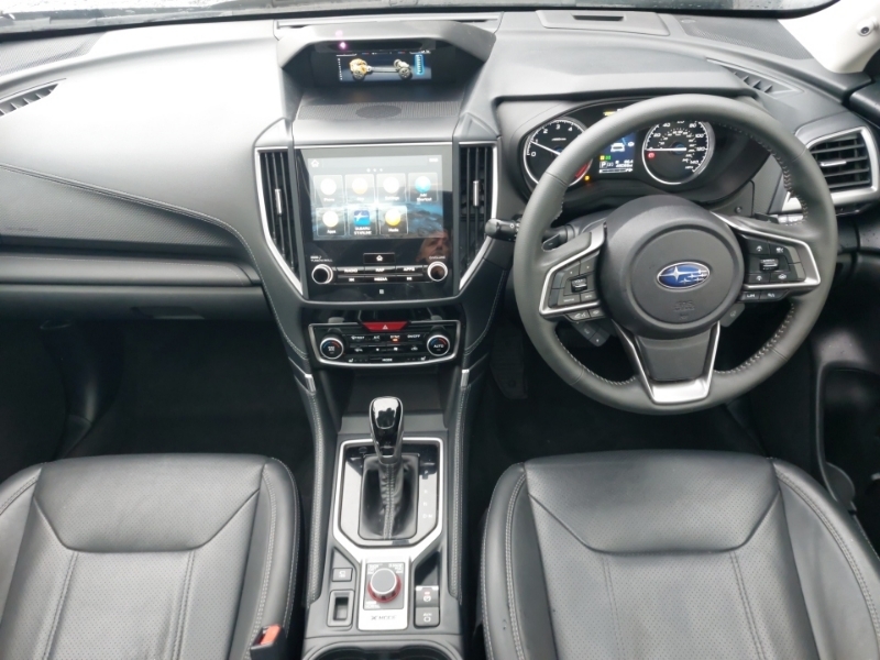 Subaru Forester 2.0I E-boxer Xe Premium Lineartronic Black #3
