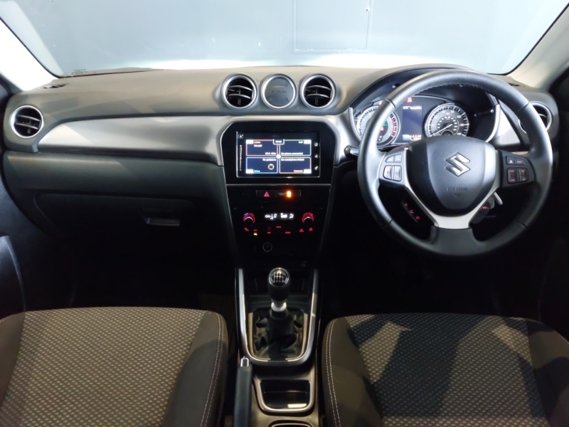 Suzuki Vitara 1.4 Boosterjet 48V Hybrid Sz-t White #3
