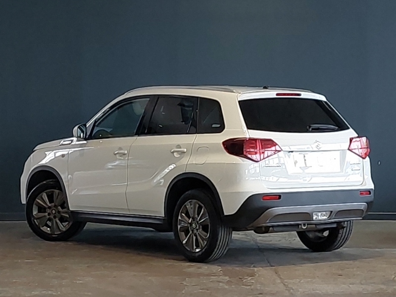 Suzuki Vitara 1.4 Boosterjet 48V Hybrid Sz-t White #2