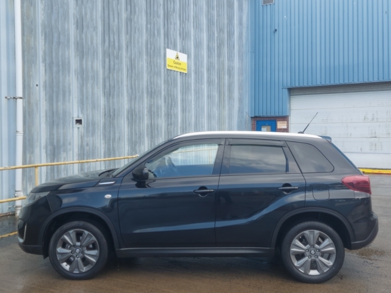 Suzuki Vitara 1.4 Boosterjet 48V Hybrid Sz-t Black #4